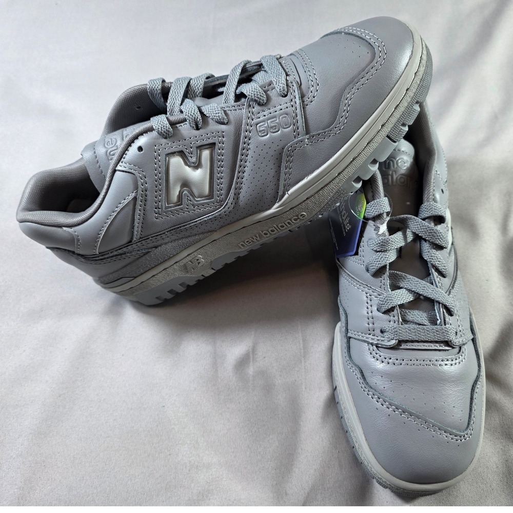 New Balance 550 Sneakers Mens 6 / Women 7.5 Grey BB550MCB Low Top Leather NEW